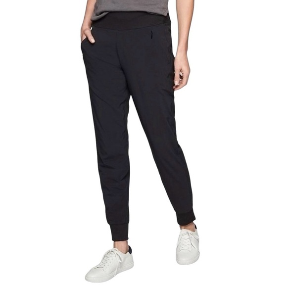 Athleta Soho Lined Joggers Black Size 16 Athleisure Athletic Style 777555 - Picture 1 of 11